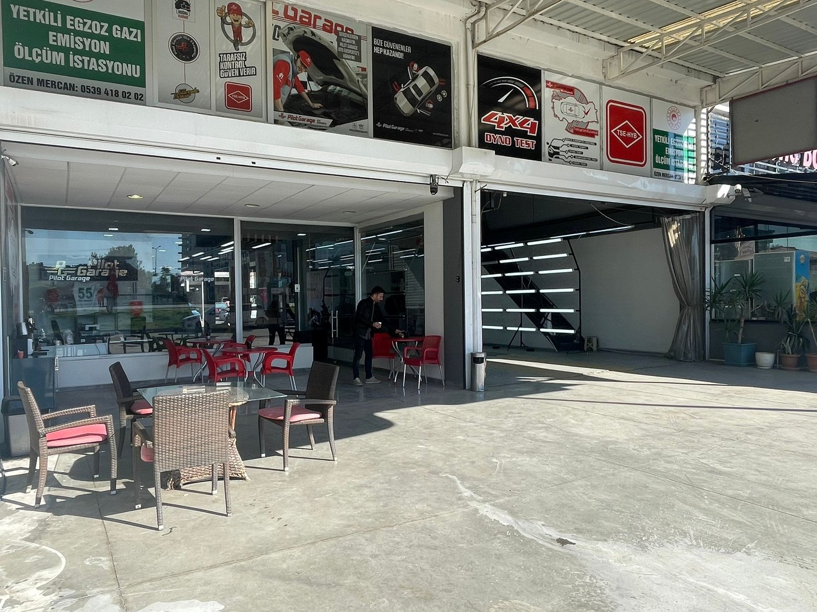 Çarşamba Pilot Garage İş Yeri Görünümü